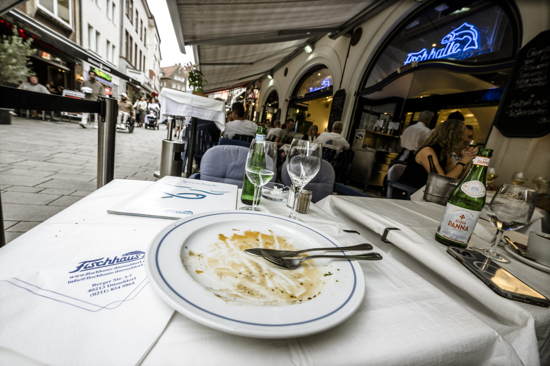 Fischhaus an der Bergerstraße in der Altstadt Düsseldorf