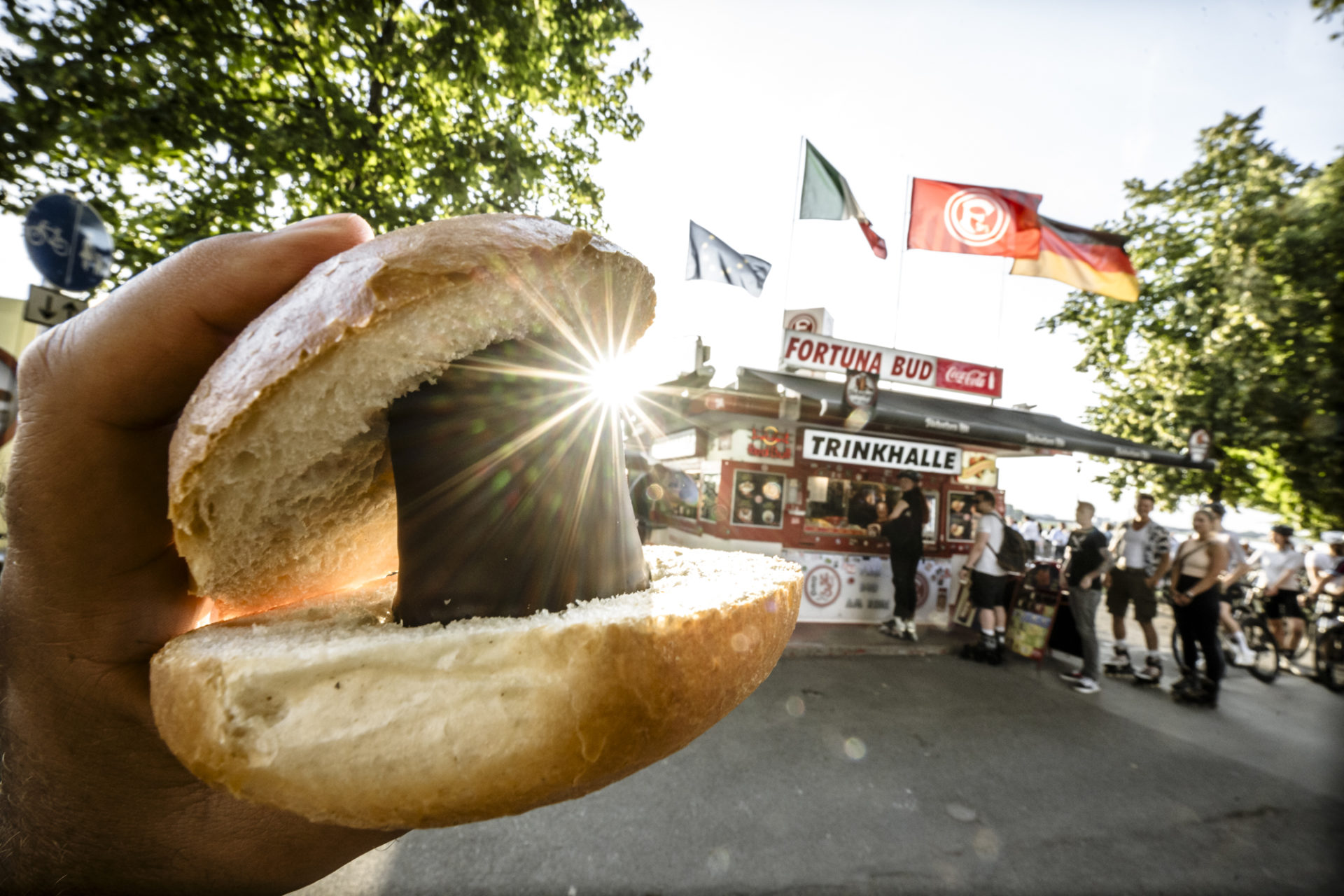 Fortuna-Brötchen am Fortuna-Büdchen in Düsseldorf