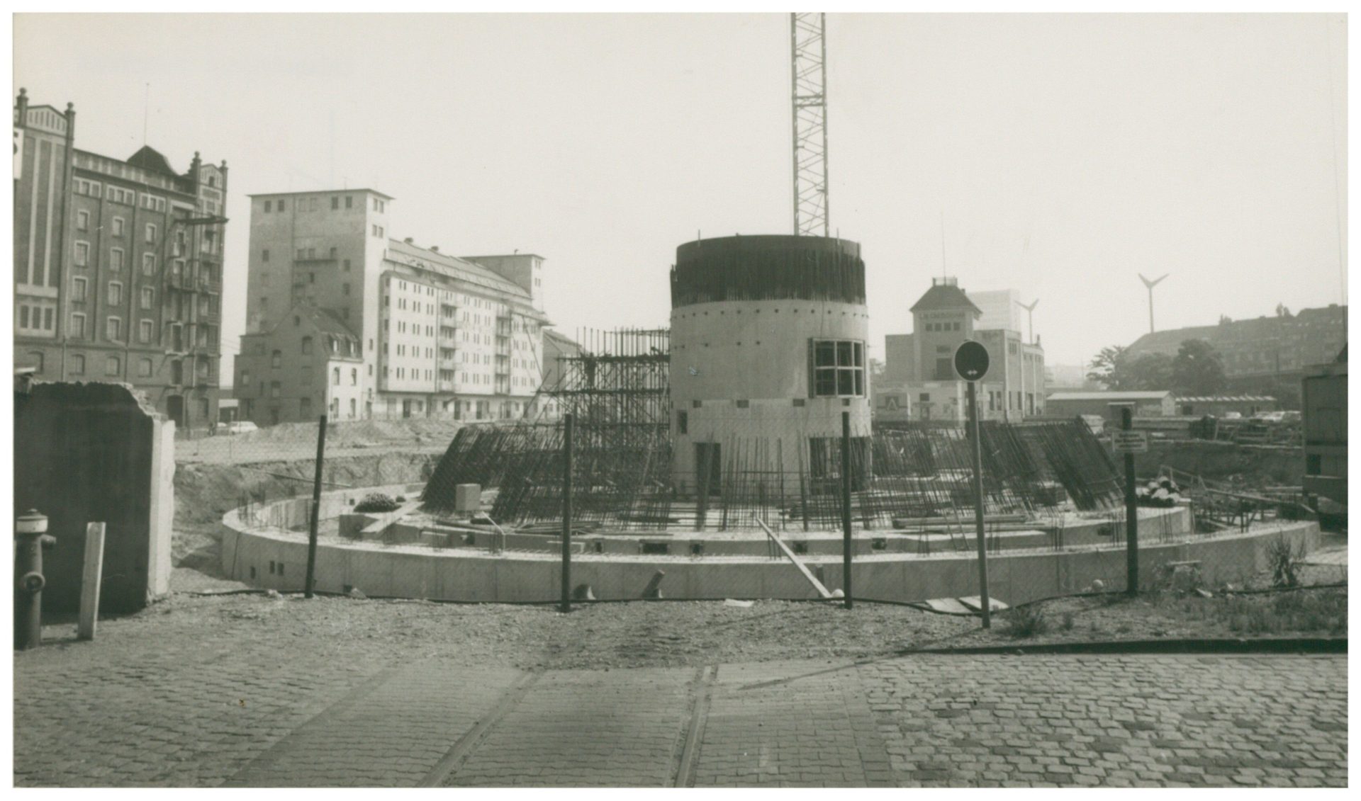 Rheinturm Düsseldorf ca. 1978