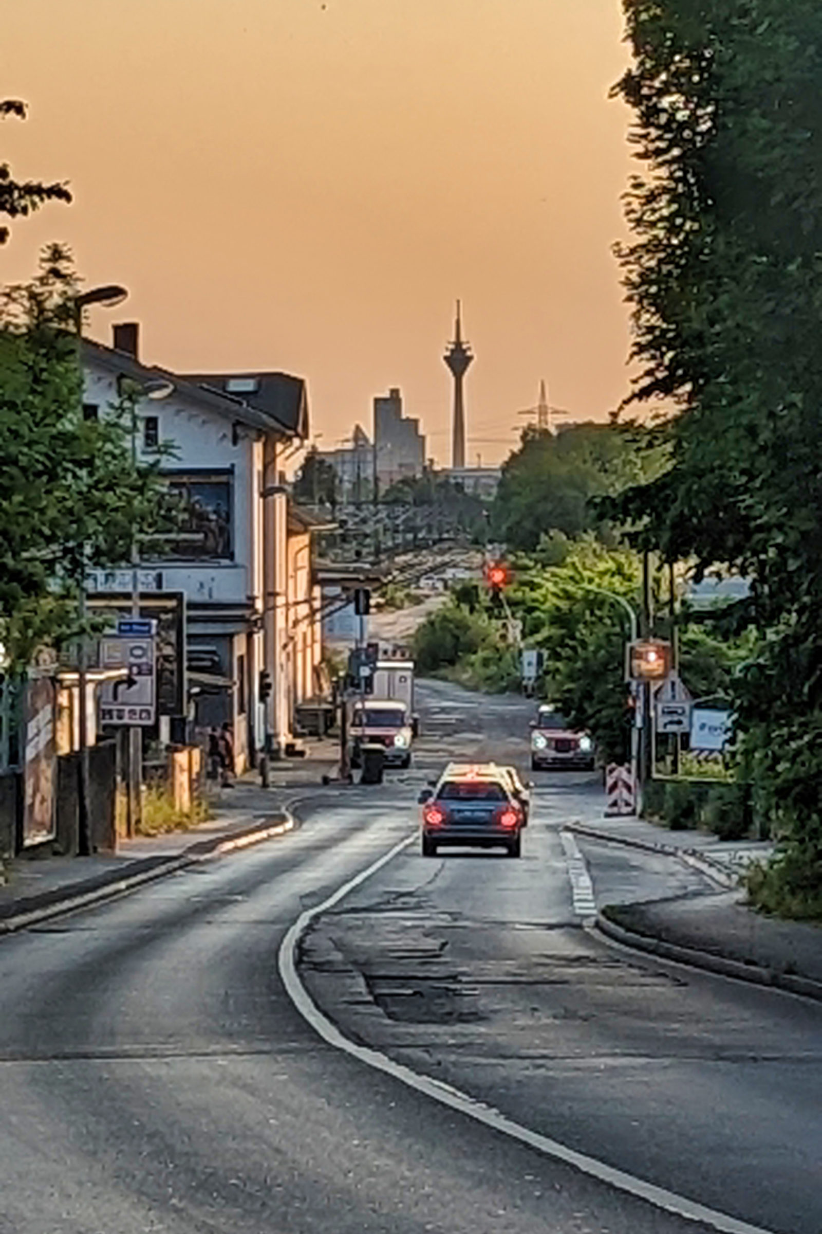 Blick von Düsseldorf-Gerresheim zum Rheinturm