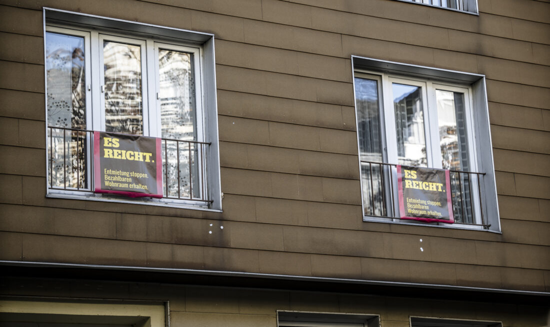 Vorübergehend besetzte Häuser an der Bankstraße in Düsseldorf