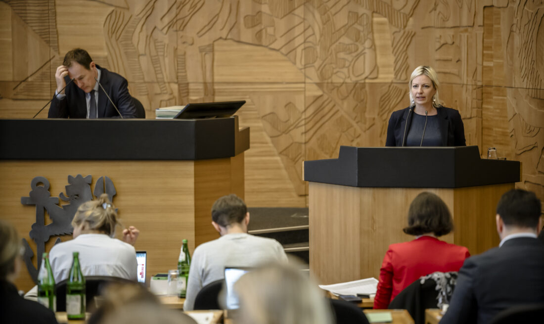 Düsseldorfs Oberbürgermeister Stephan Keller und Clara Gerlach, OB-Kandidatin der Grünen