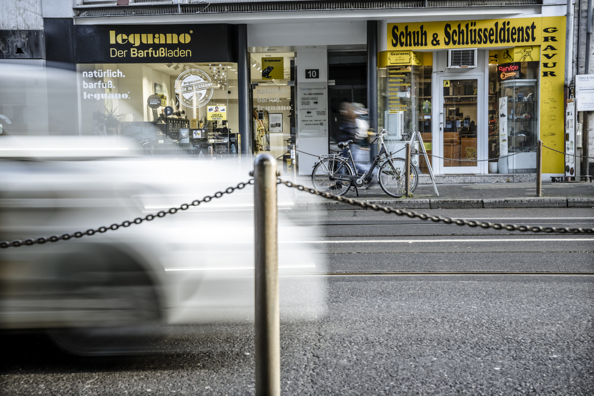 Schuh - und Schlüsseldienst an der Tonhallenstraße in Düsseldorf Stadtmitte Foto: Andreas Endermann