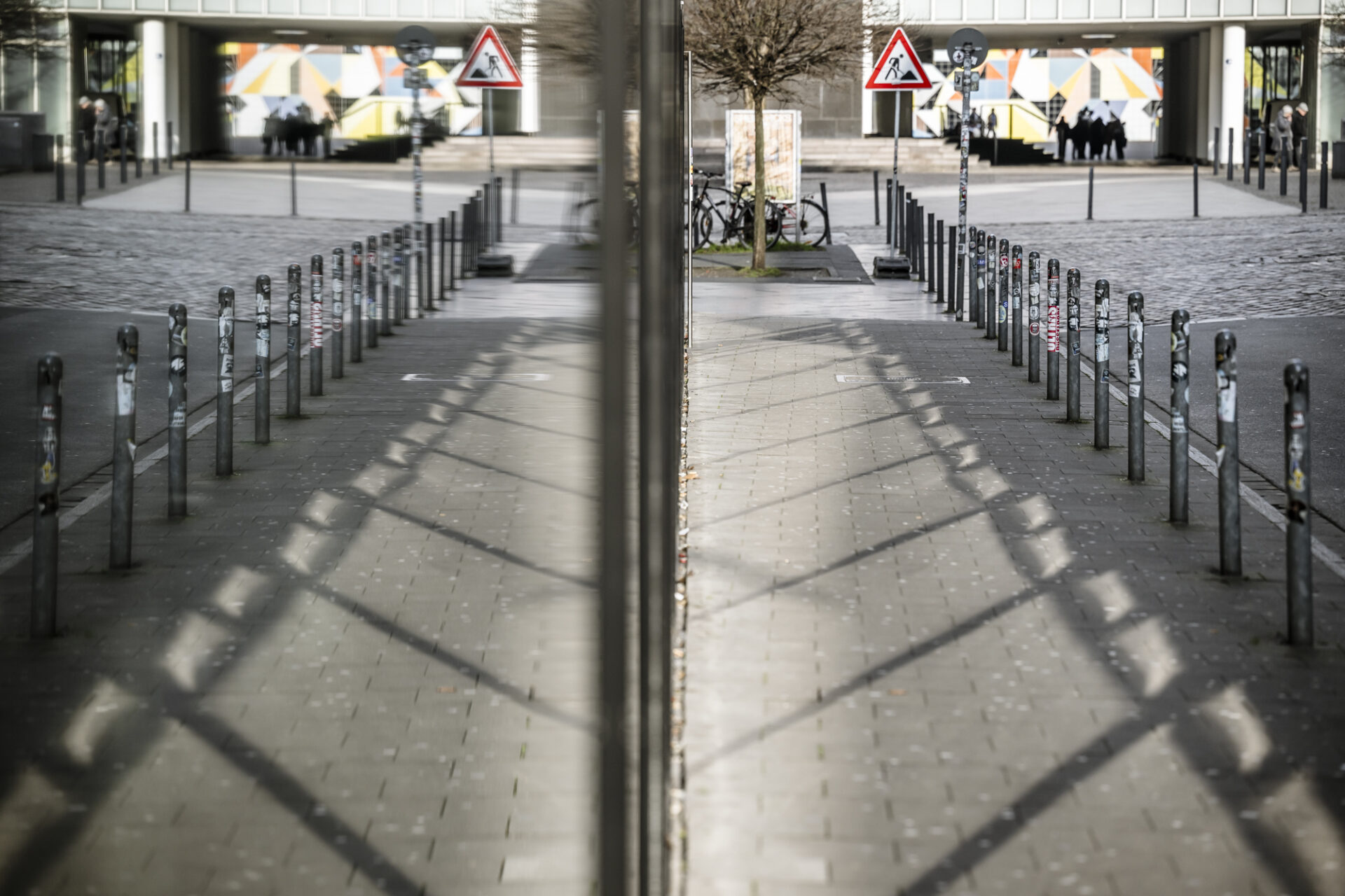 Poller an der Neustraße in der Altstadt Düsseldorf