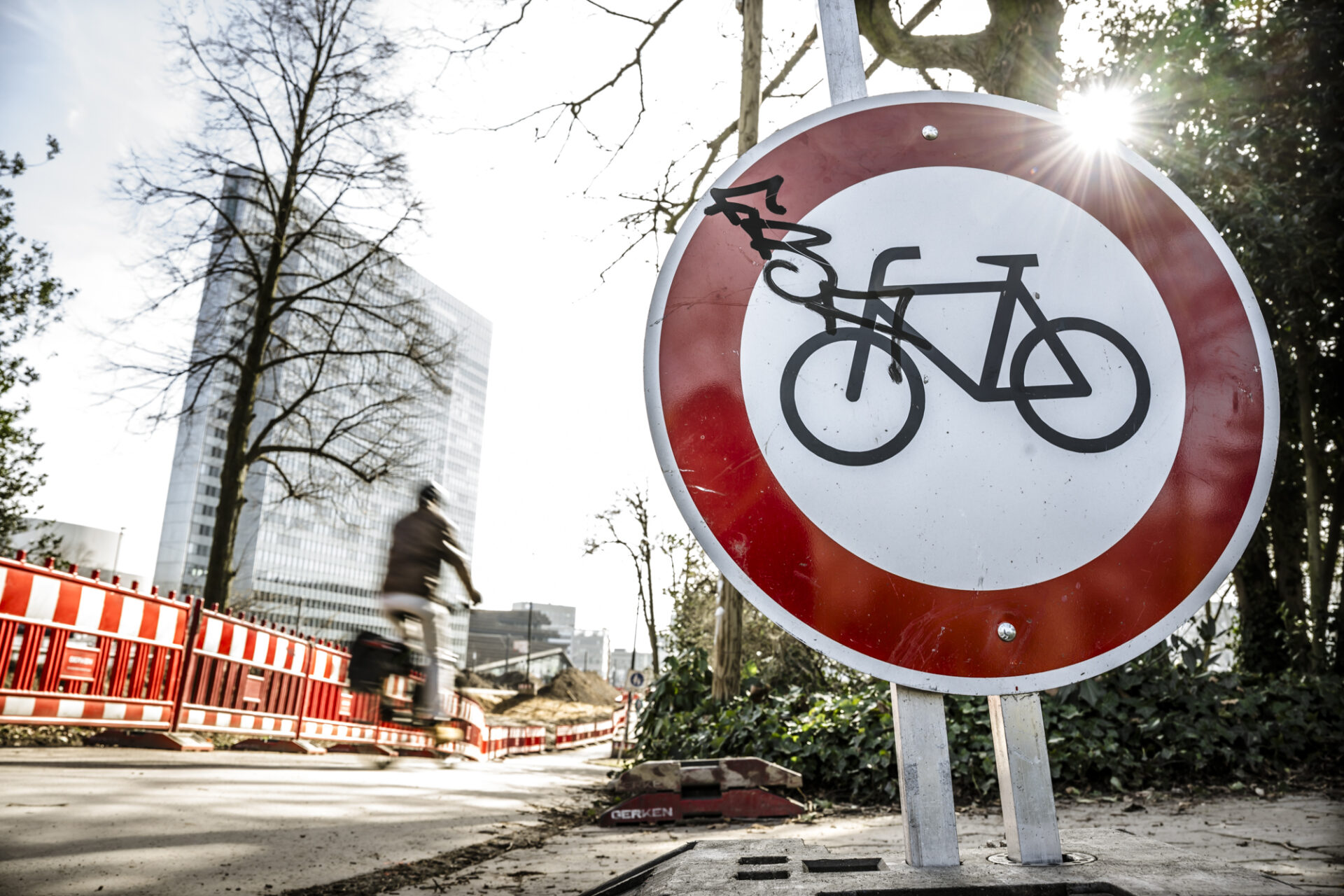 Baustelle im Hofgarten in der Düsseldorfer Innenstadt