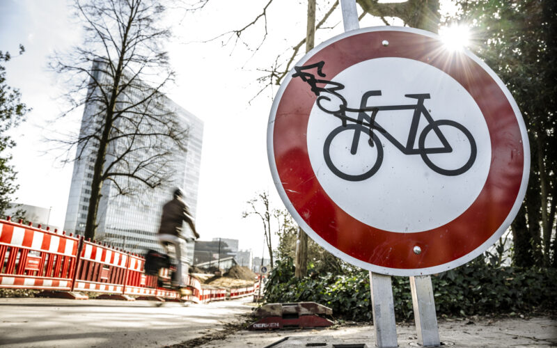 Baustelle im Hofgarten in der Düsseldorfer Innenstadt